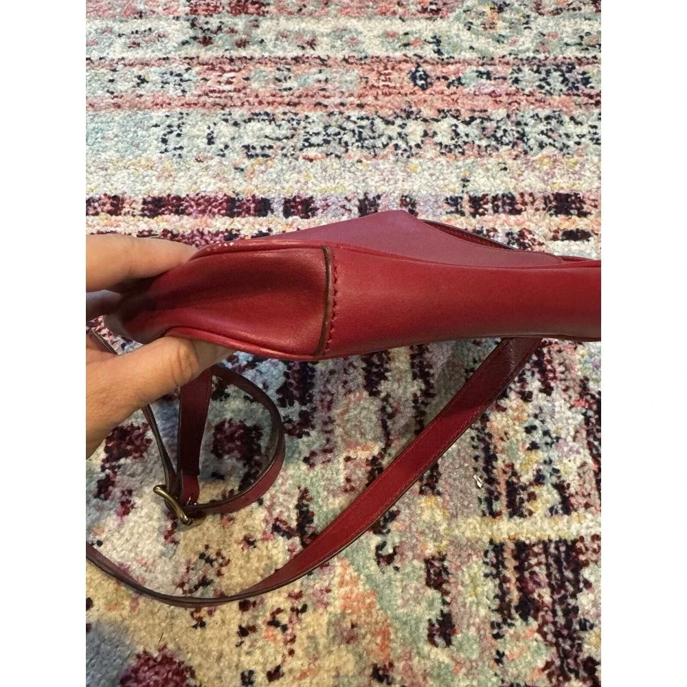 Fossil Crossbody Shoulder Bag Red Leather Purse‎